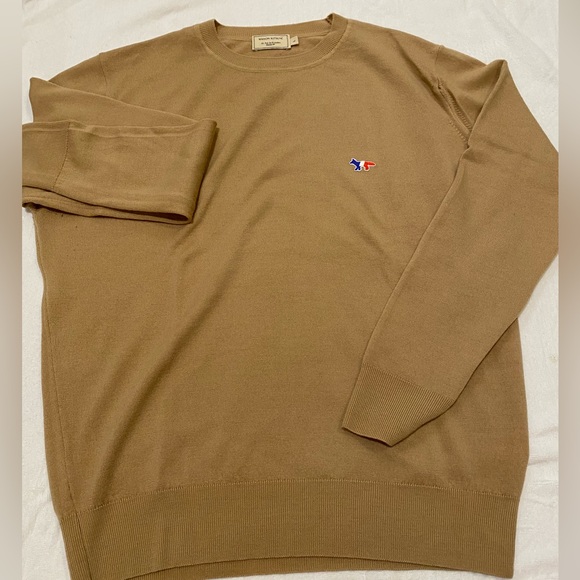 MAISON KITSUNE Other - Maison Kitsune - Fine wool - Large - Camel color